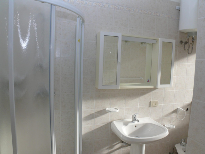 Room 5, Rosanna C in Bibione, Venezia