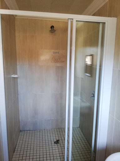 Bedroom 3, Nonesi Lodge, Chris Hani
