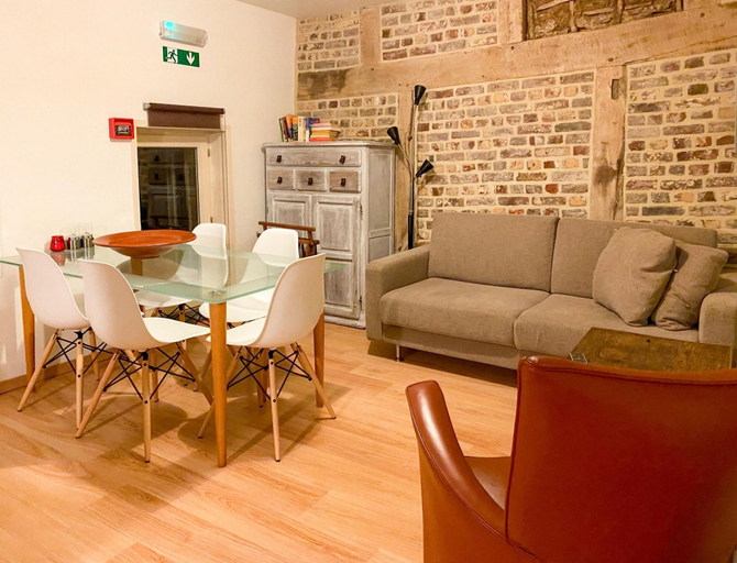 Others 4, Lovely Appartment in Voeren, Limburg
