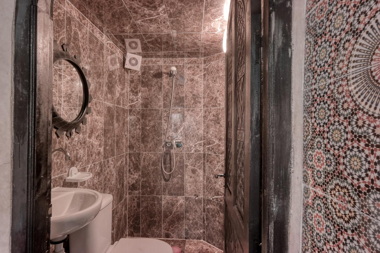 Bathroom 5, Riad Beldy, Essaouira