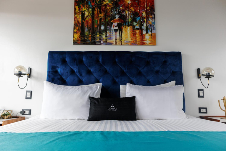 Bedroom 12