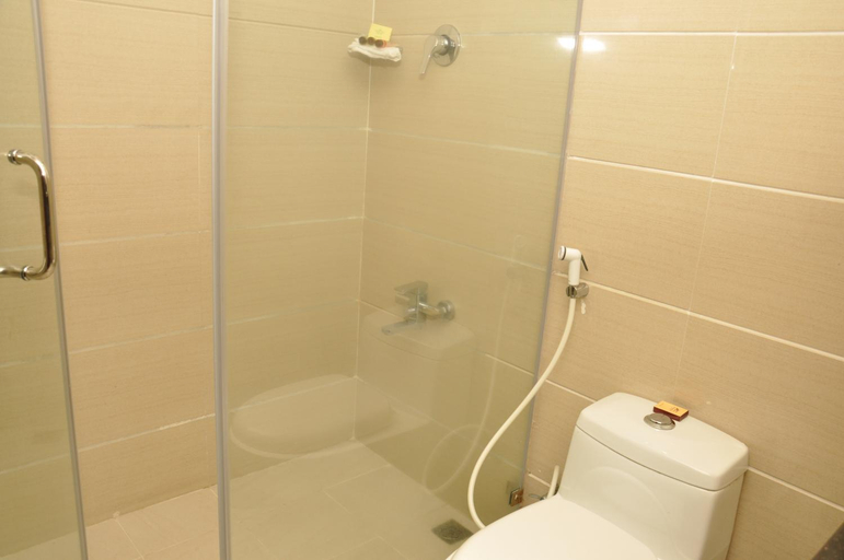 Bathroom 5, Harmony Hotel, Addis Abeba