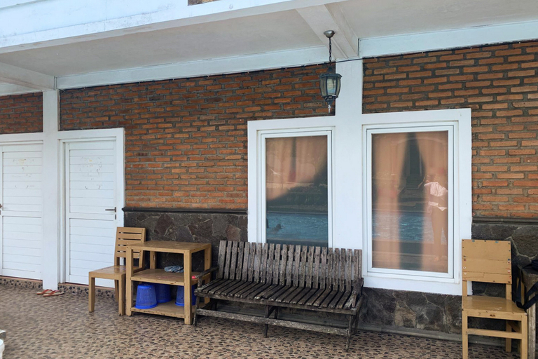Exterior & Views 2, Urbanview Hotel Villa Q Gisting by RedDoorz, Tanggamus