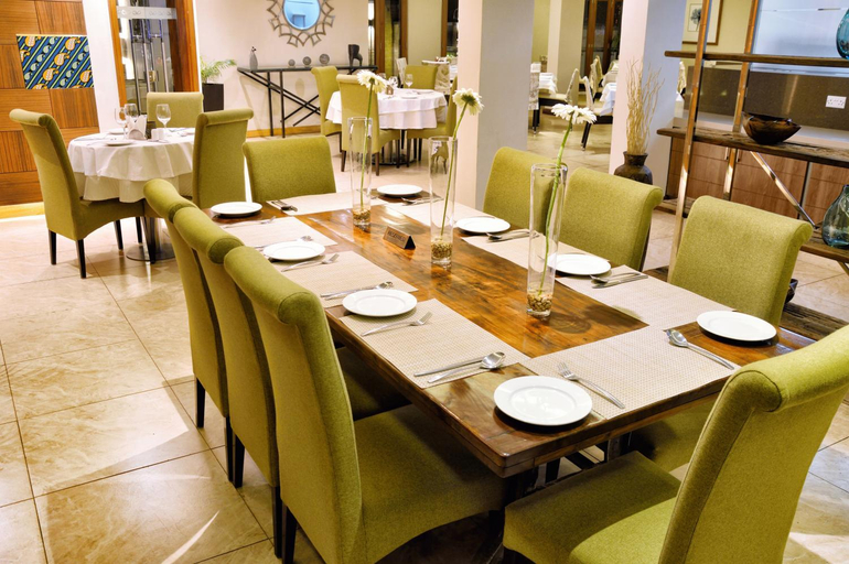 Food & Drinks 4, The Zehneria By Sarovar Portico India, Westlands
