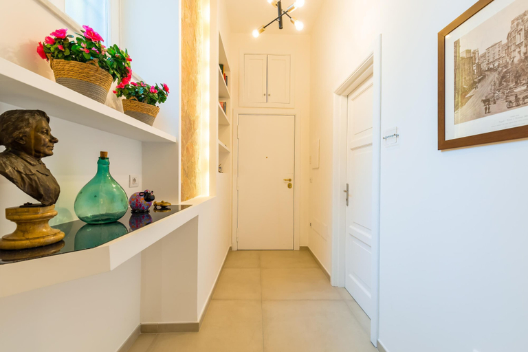 Room 3, Partenope in Naples With 1 Bedrooms and 1 Bathrooms, Napoli