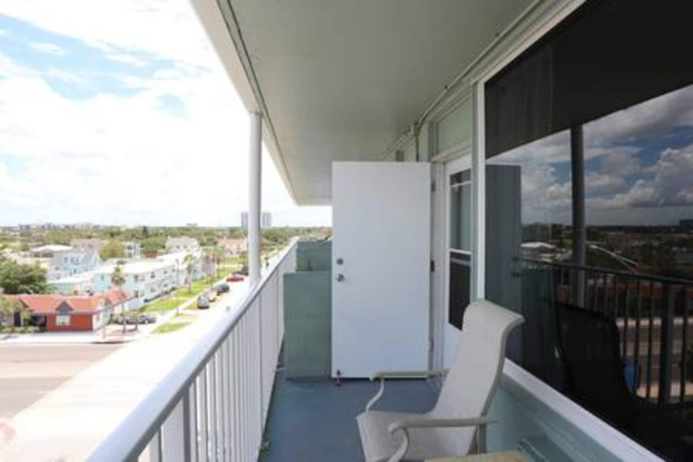 Terrace/patio 2, 614 3 Beds Luxury Oceanfront Kitchen Ideal 4 Long Stay, Volusia
