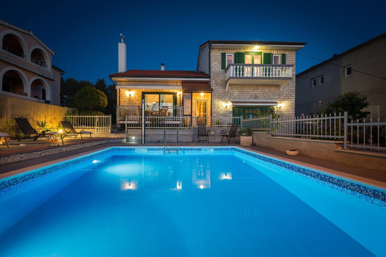 Others 5, Villa Otavia, Bilice