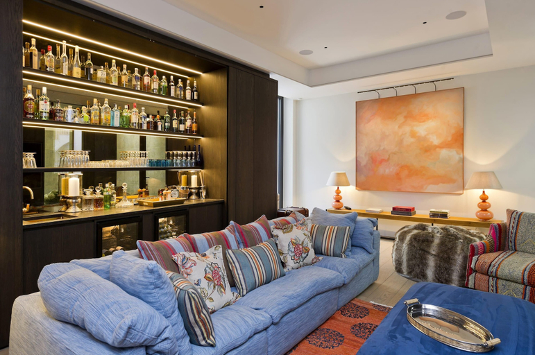 Food & Drinks 5, Stunning 5 bed Fulham Home w Indoor Pool Sauna and Private Garden, London