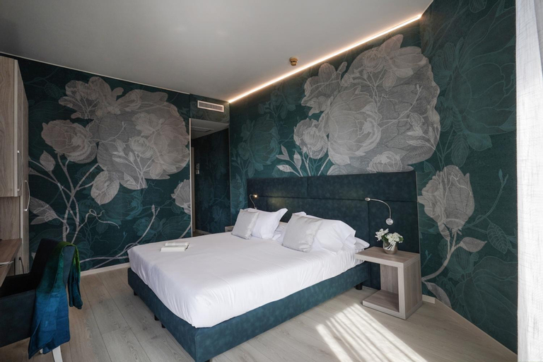 Bedroom 23