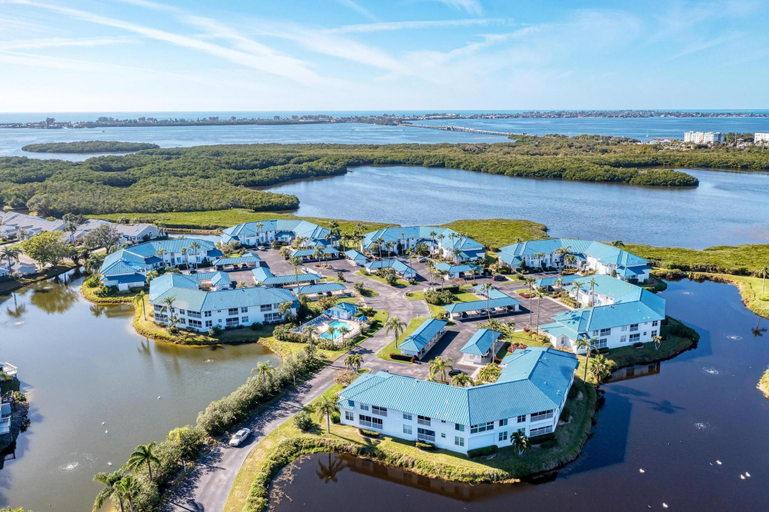 Room 5, Perico Coastal Bay in Bradenton, Manatee