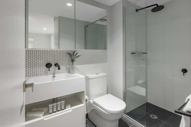 Bathroom 5, Imagine Lighthouse, Melbourne