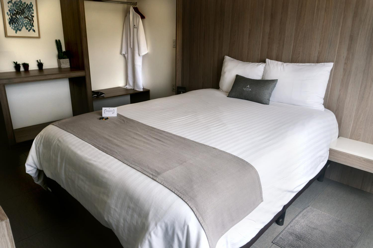 Bedroom 8