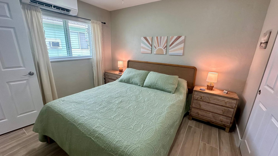 Room 4, Turtle Nest 3 - Quick Walk to Beach, Lee