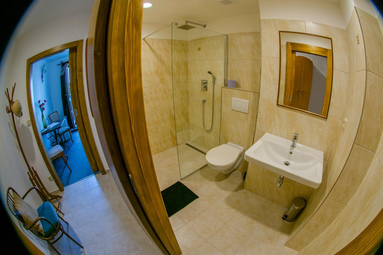 Bathroom 3, Hotel Pansky Dum Zamberk, Ústí nad Orlicí