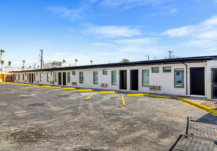 Studios On Fourth, Hidalgo