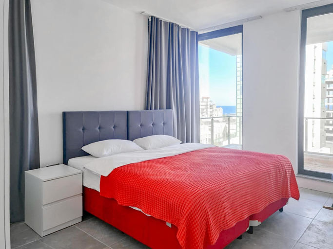 Bedroom 3, Flat With Sea View Balcony in Kyrenia