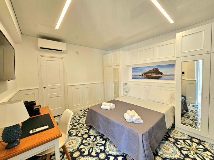 Bedroom 4, Tea Luxury, Cosenza