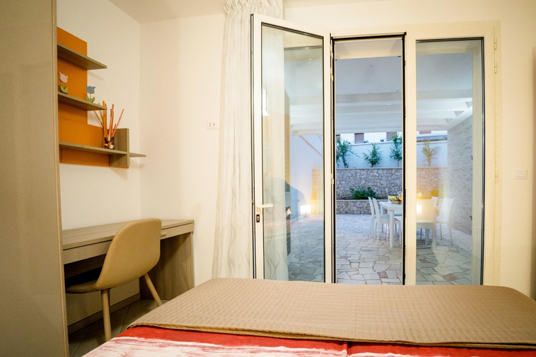 Room 2, Perle Del Mare - Perla a 70m Dalla Spiaggia Maldive del Salento Area, Lecce