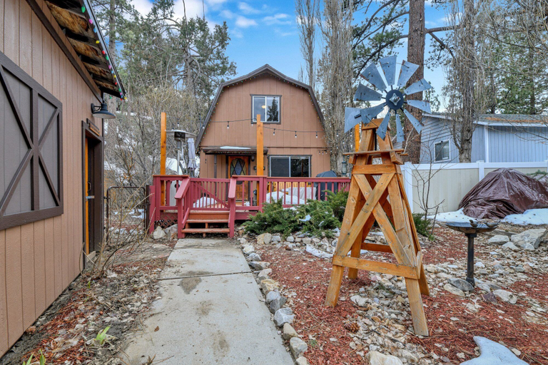 Exterior & Views 2, Emma's Cottage#2267, San Bernardino