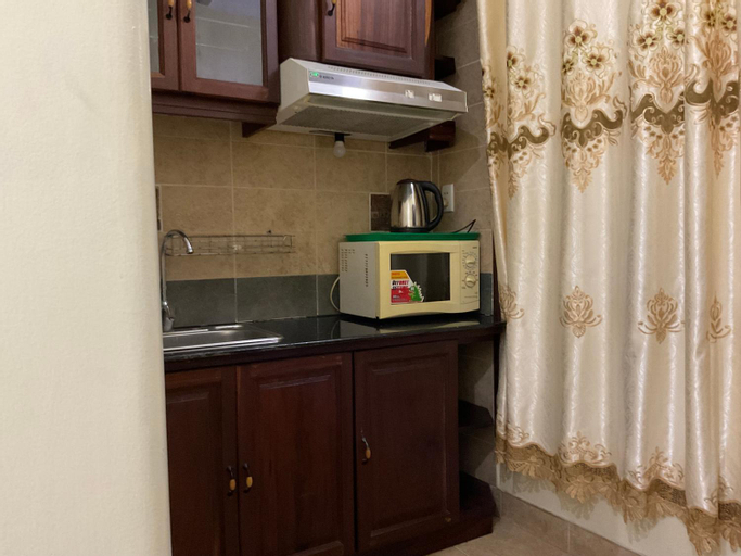 Dining Room 8