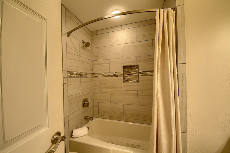 Bathroom 3, River Remedy CWC110 by RedAwning, Comal