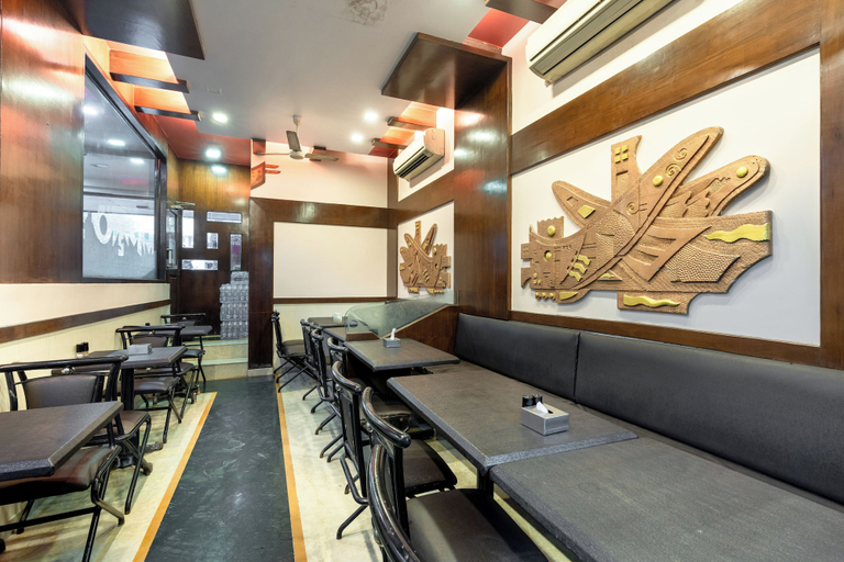 Food & Drinks 4, Hotel Arma Near BKC, Mumbai Suburban