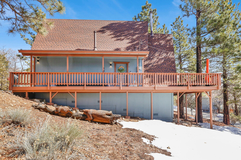 Exterior & Views 2, Moonridge Modern Chalet #2453, San Bernardino