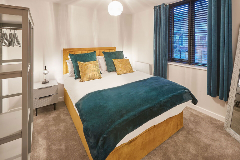 Bedroom 3, Host Stay Fern, York