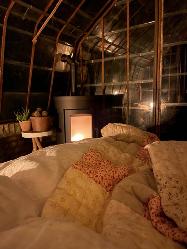 Room 3, La Petite For t Cottage in Brussels Countryside, Vlaams Brabant