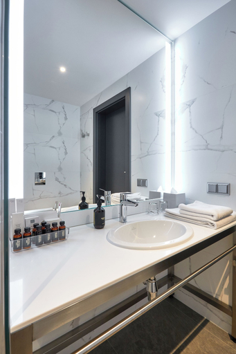 Bathroom 4, Sky Loft Hotel by Rixwell, Pechers'kyi