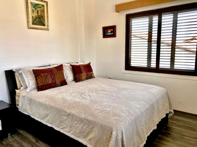 Room 2, Villa With Pool and Garden 9 min to Beach in Lapta