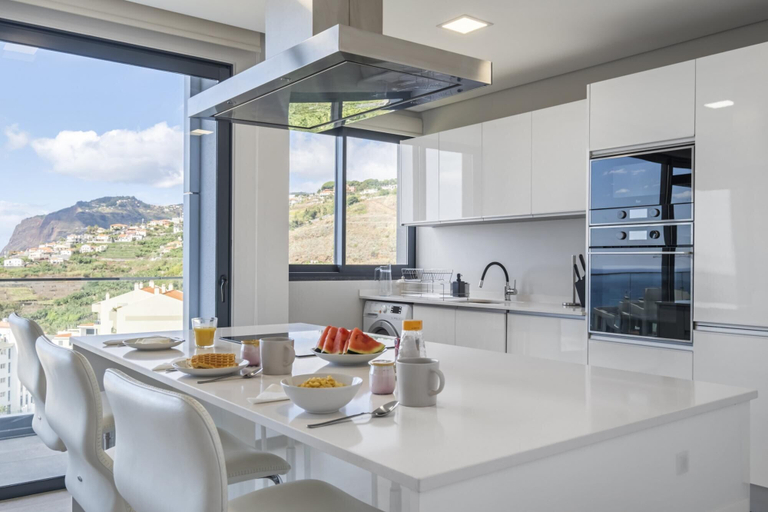 Others 5, Tower Penthouse by Homie, Funchal