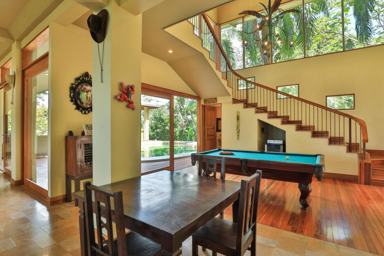 Room 5, Rainforest Estate by Pura Villas, Aguirre