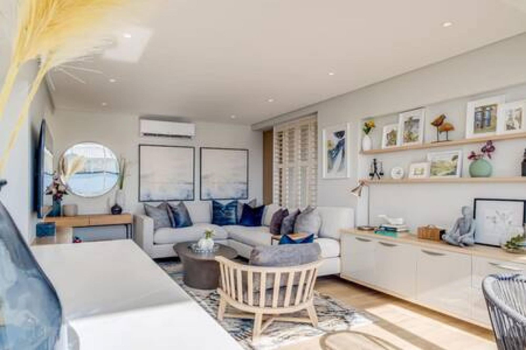 Bedroom 2, Exquisite Mouille Point Apt by Golf Course Serene Suite, City of Cape Town
