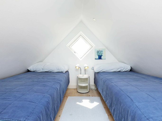 Bedroom 2, Luring Holiday Home in Skagen With Terrace, Frederikshavn