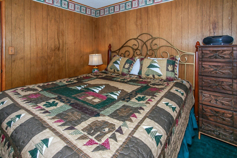 Bedroom 12