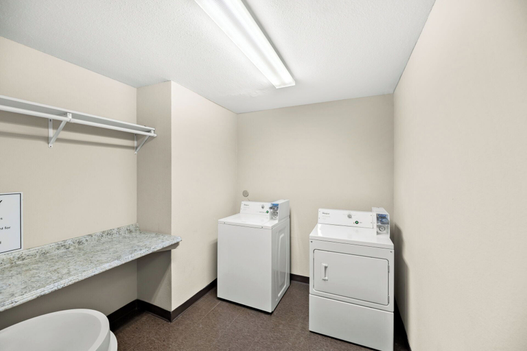 Bathroom 5, Quality Inn & Suites Big Spring, Howard