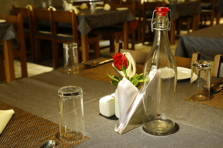 Food & Drinks 5, Woodnote Thekkady, Theni