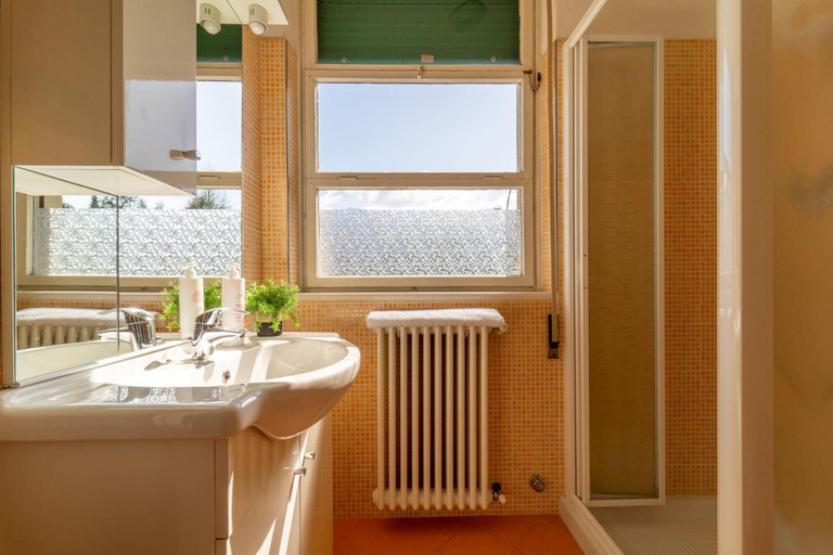 Bathroom 5, Coral Blue by Wonderful Italy, Como