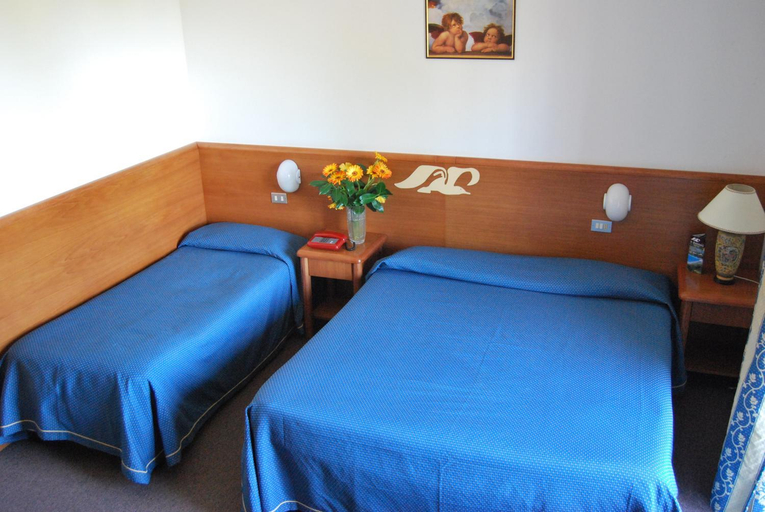 Bedroom 2, Hotel Ristorante Il Gabbiano, Perugia