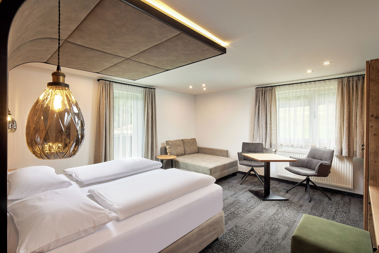 Bedroom 3, Hotel Gasthof Siggen, Zell am See