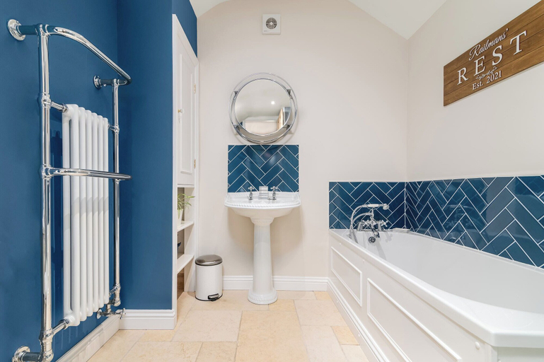 Bathroom 3, Host Stay Railman s Rest, North Yorkshire