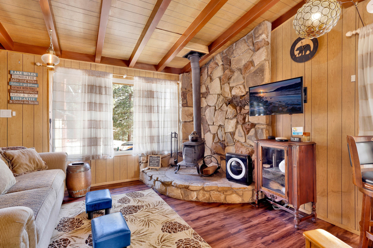 Others 5, SKI View Chalet #2215, San Bernardino