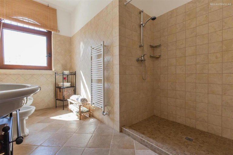 Room 4, 296 Casale Tipico con Piscina a Santa Maria al Bagno, Lecce