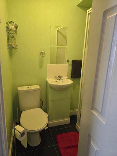Bathroom 3, Fairhaven Hotel, Nottinghamshire