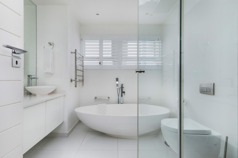 Bathroom 3, Modern Apartment in Camps Bay w Private Pool Houghton Steps, City of Cape Town