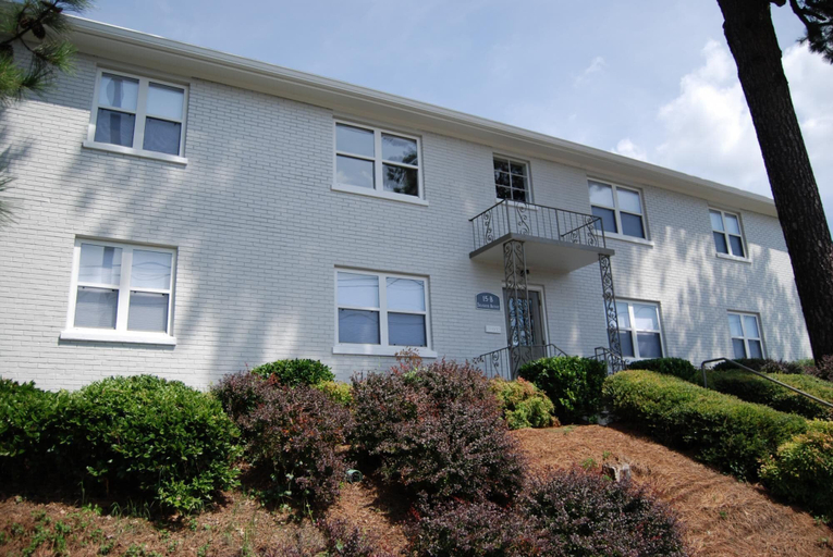 Room 3, B1bj Great Value Serviced Condo in Quiet Neighborhood, Atlanta