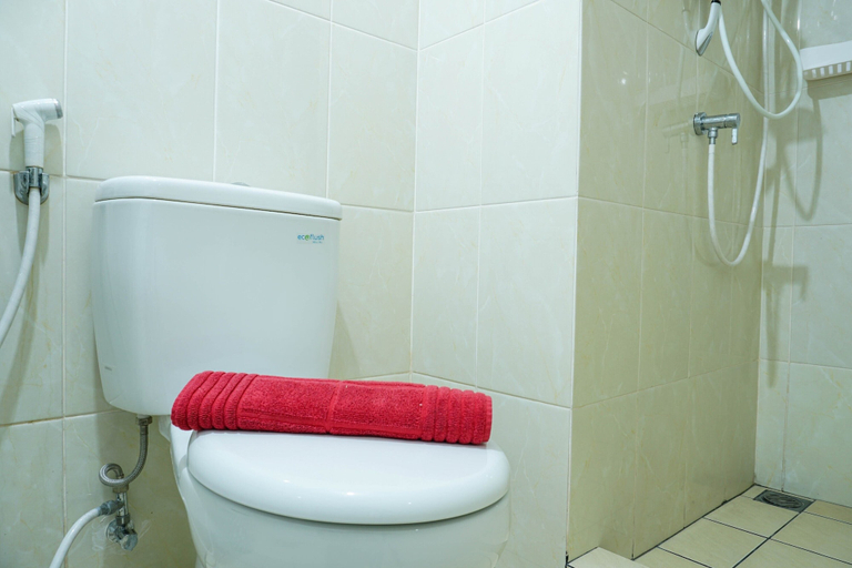 Bathroom 4, Highest Value 2BR Apartment at M-Town Residence, Tangerang