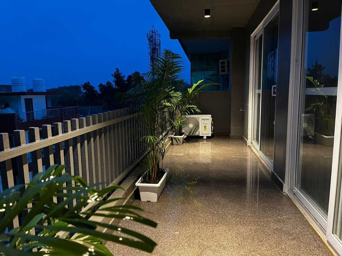 Others 3, BedChambers Serviced Apartment Sector 52, Gurgaon