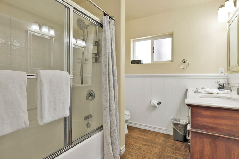 Bathroom 4, THE Sugar Chalet #2171, San Bernardino